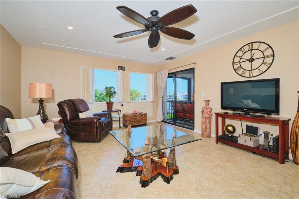 VISTA POINTE CONDO - Residential