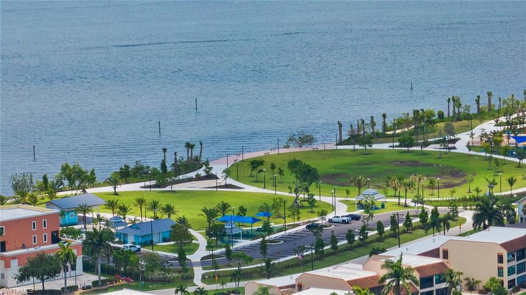 VISTA POINTE CONDO - Residential