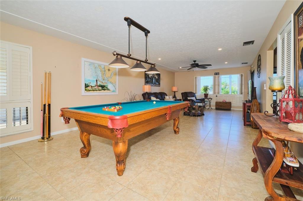 VISTA POINTE CONDO - Residential