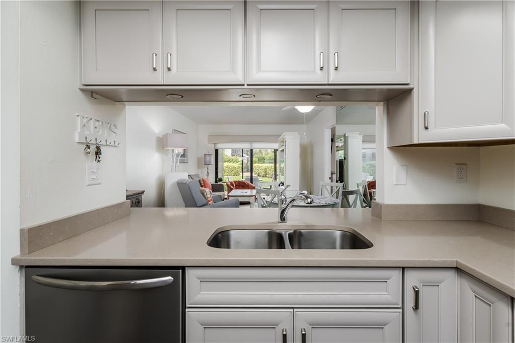 SEAWATCH APTS OF MARCO ISLAND - Residential