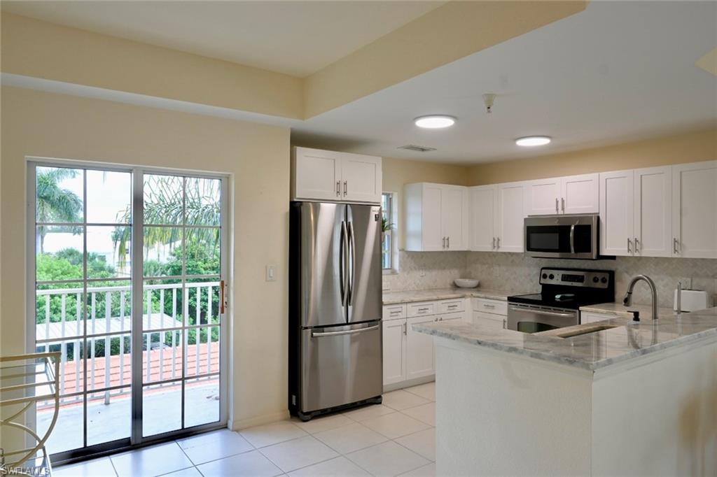 BOTANICAL PLACE - Residential Lease