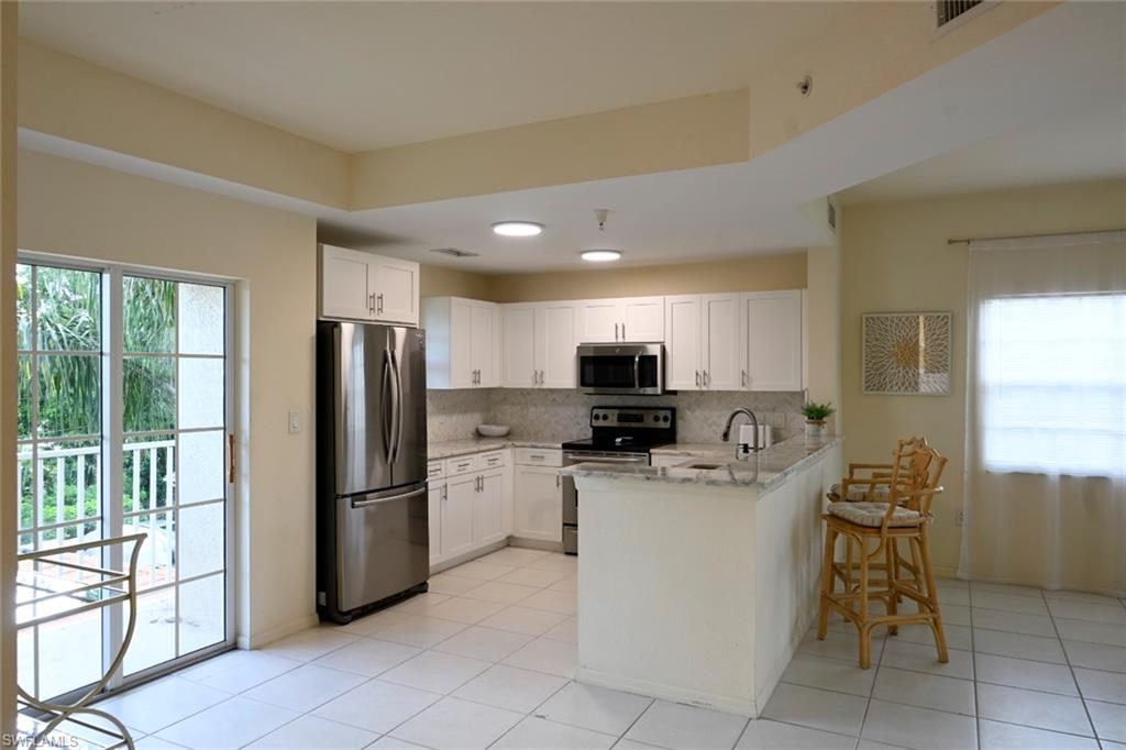 BOTANICAL PLACE - Residential Lease