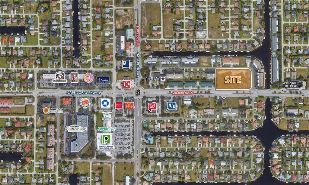 CAPE CORAL - Land