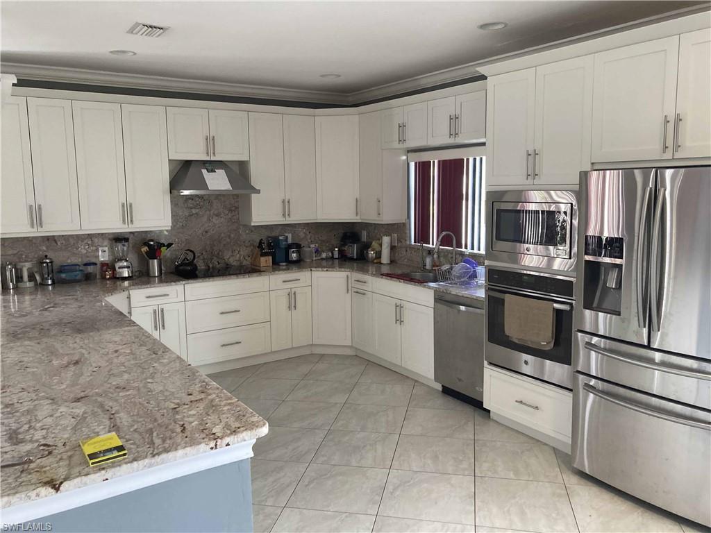 COLONY POINTE - Residential