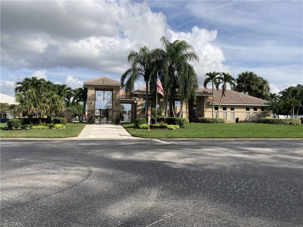 COLONY POINTE - Residential