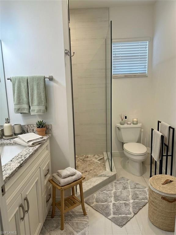 LAGUNA ROYALE - Residential Lease