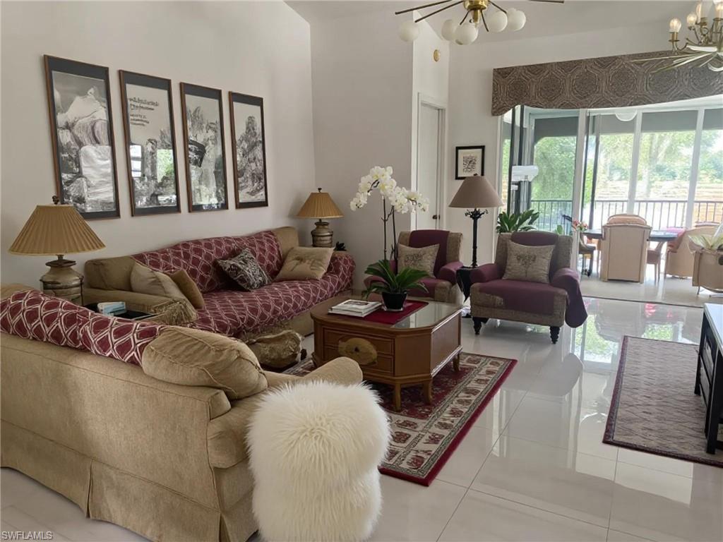 LAGUNA ROYALE - Residential Lease