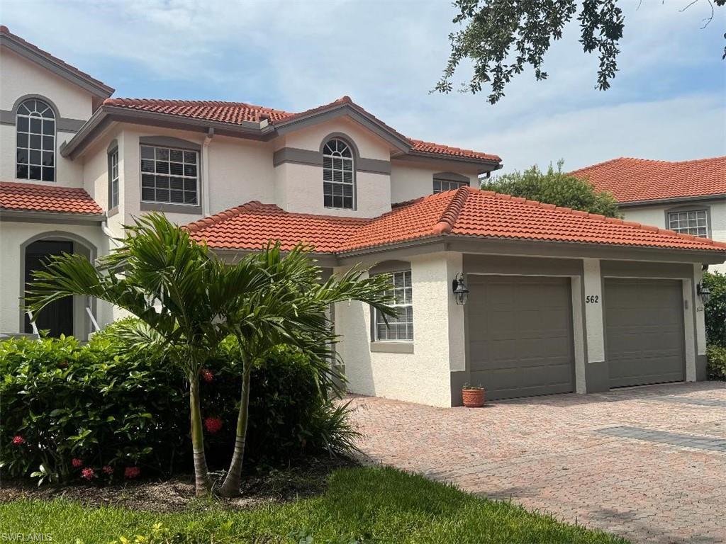 LAGUNA ROYALE - Residential Lease