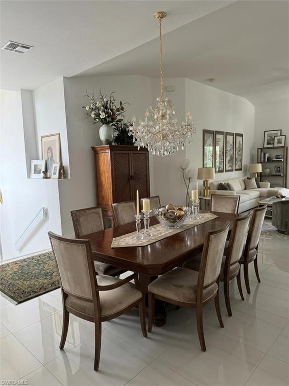 LAGUNA ROYALE - Residential Lease