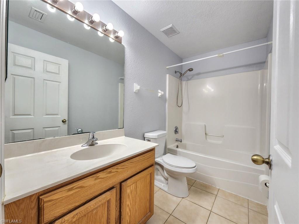 OAK CREST VILLAS - Residential Lease