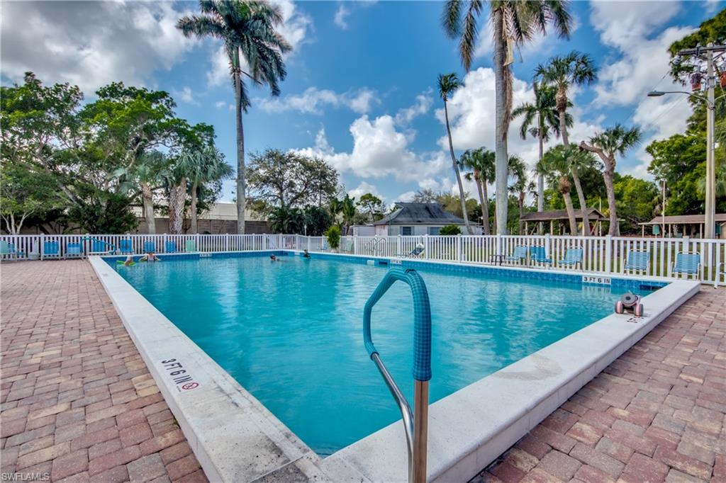 TROPIC TERRACE - Residential