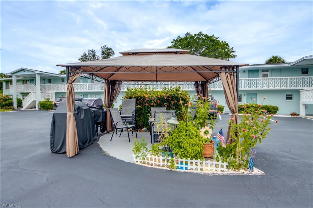 TROPIC TERRACE - Residential