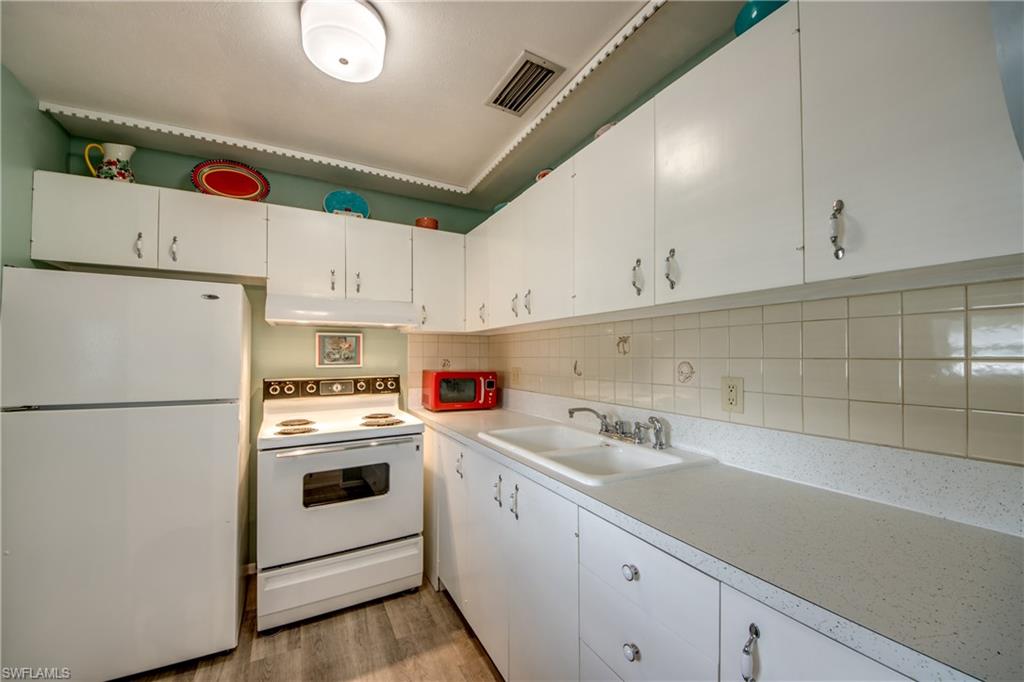 TROPIC TERRACE - Residential