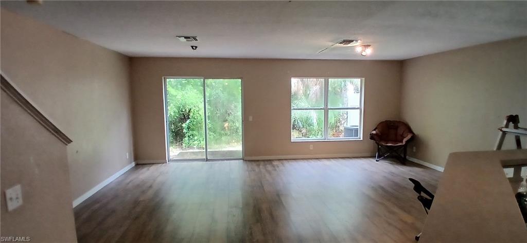 BAYSHORE COMMONS - Residential