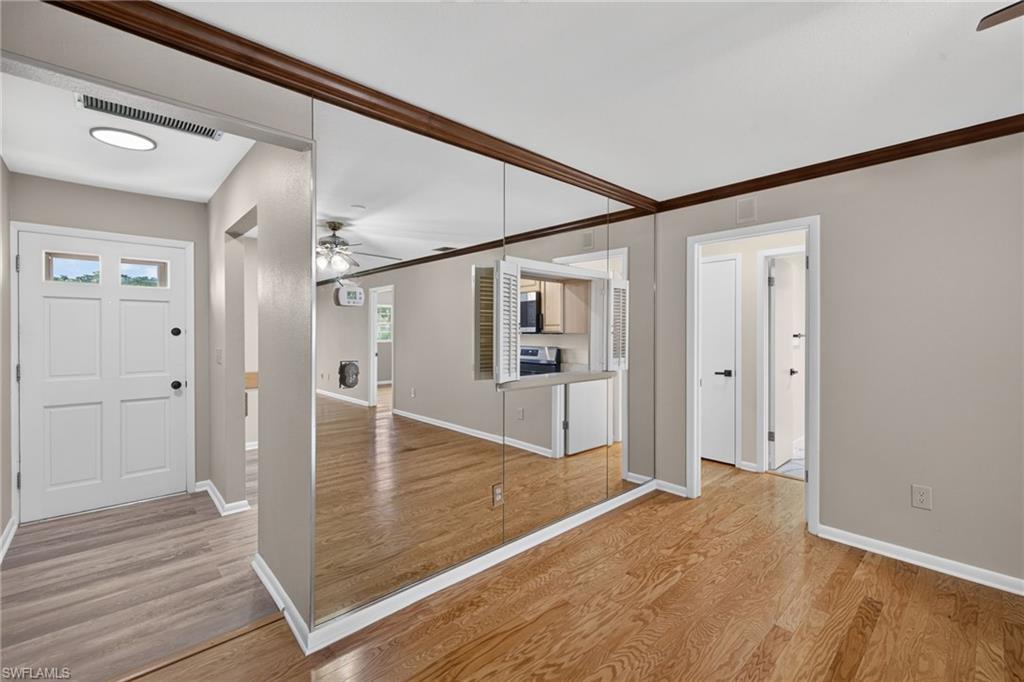 MYERLEE CIRCLE CONDO - Residential