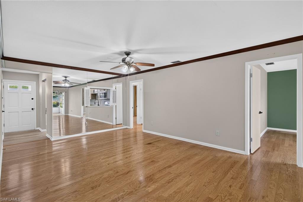 MYERLEE CIRCLE CONDO - Residential