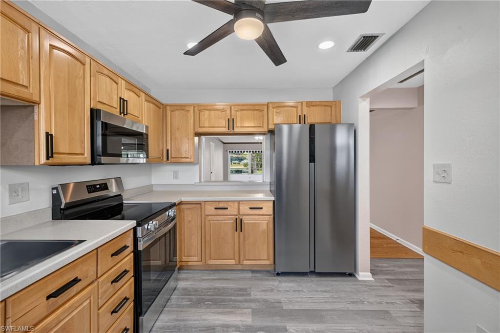 MYERLEE CIRCLE CONDO - Residential