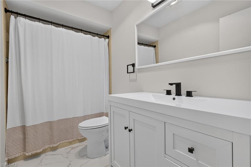 MYERLEE CIRCLE CONDO - Residential