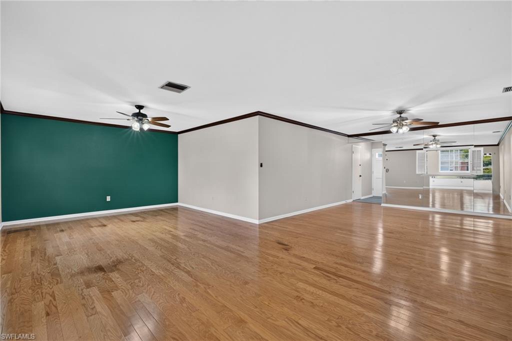 MYERLEE CIRCLE CONDO - Residential