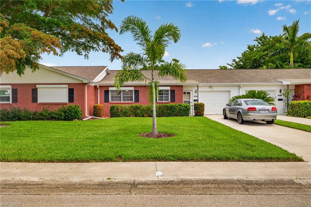 MYERLEE CIRCLE CONDO - Residential