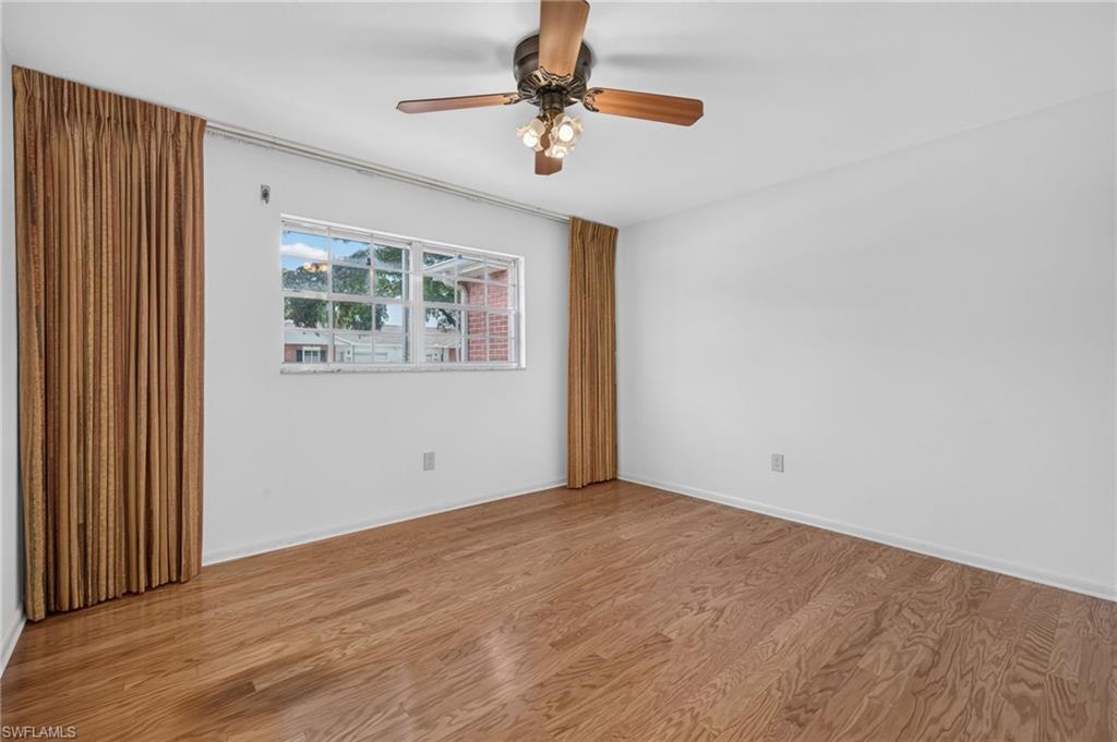MYERLEE CIRCLE CONDO - Residential