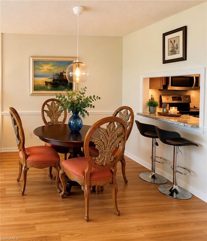 SEVEN LAKES - Residential