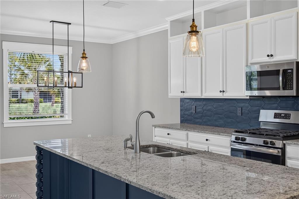 TRAILS EDGE - Residential