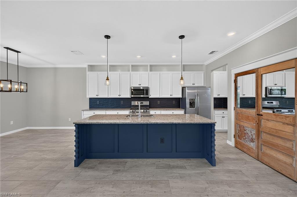 TRAILS EDGE - Residential
