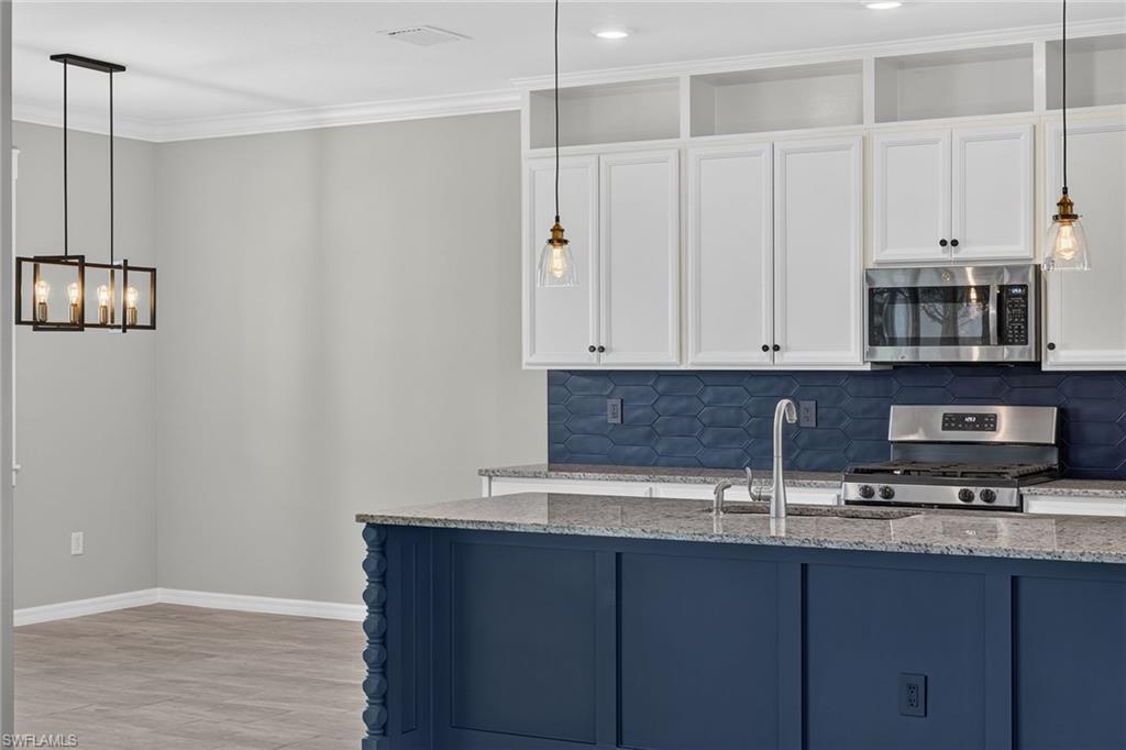 TRAILS EDGE - Residential