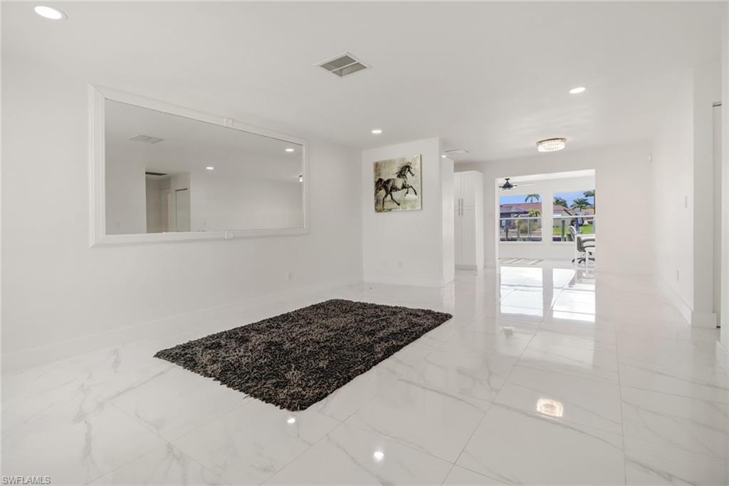 CAPE CORAL - Residential Income