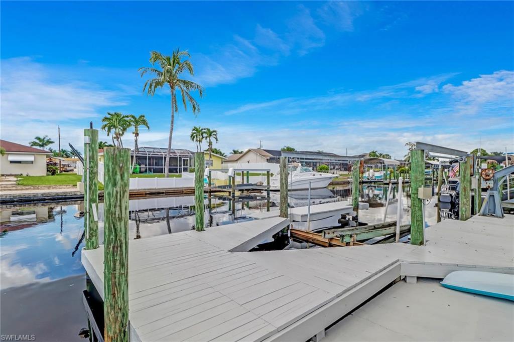 CAPE CORAL - Residential Income