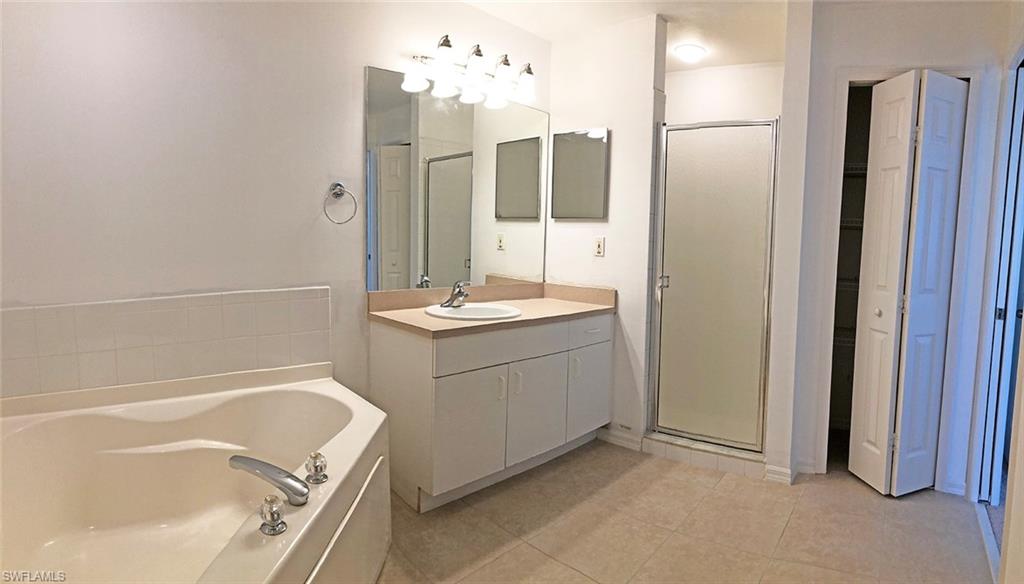 MIRROR LAKES - Residential