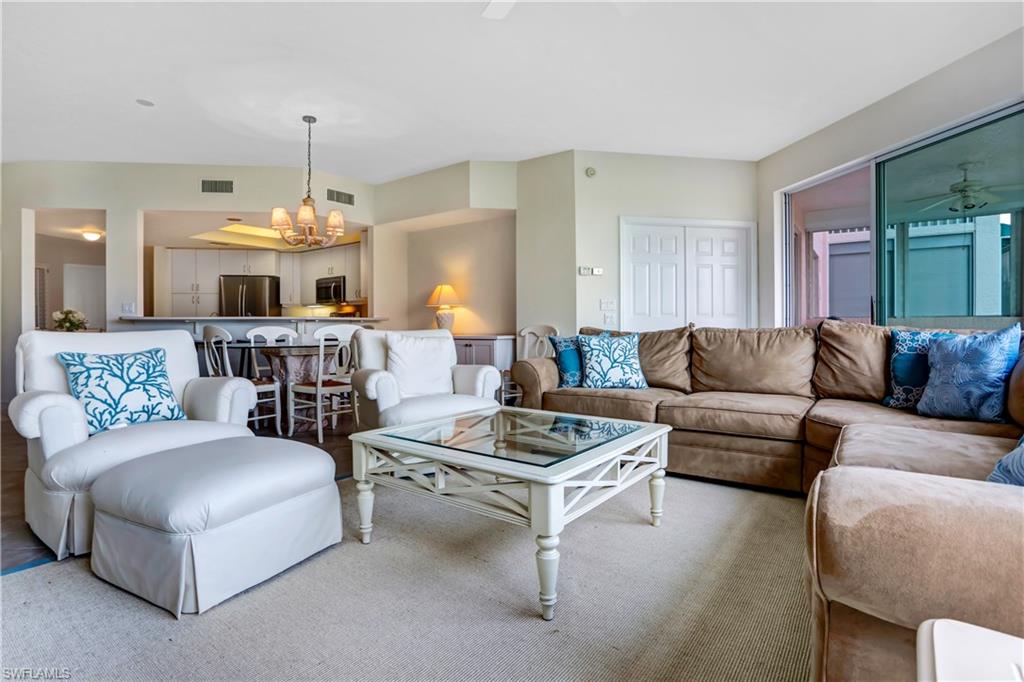 BAREFOOT BEACH CLUB - Residential