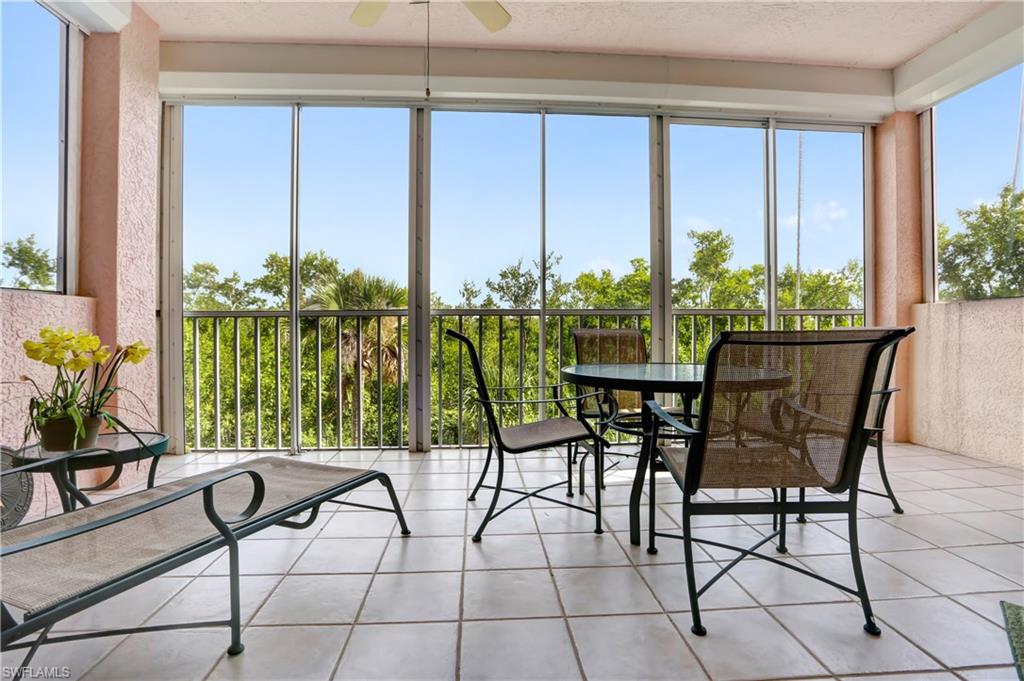 BAREFOOT BEACH CLUB - Residential