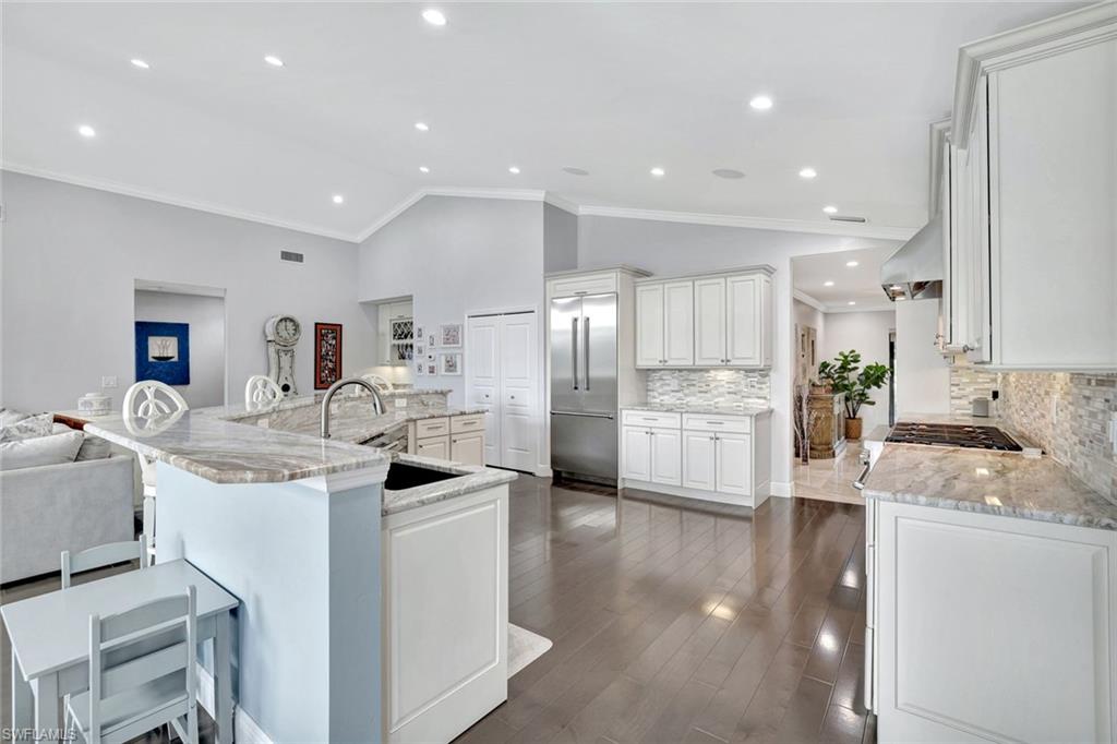 PINE RIDGE - Residential
