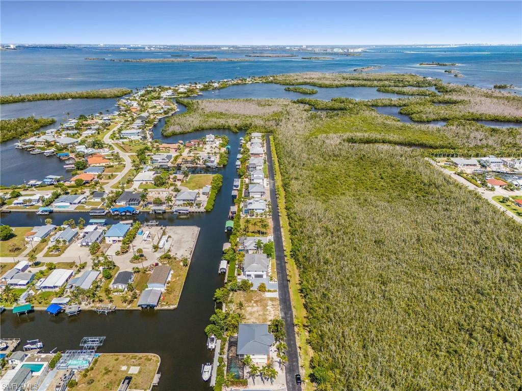 BUTTONWOOD KEY - Land