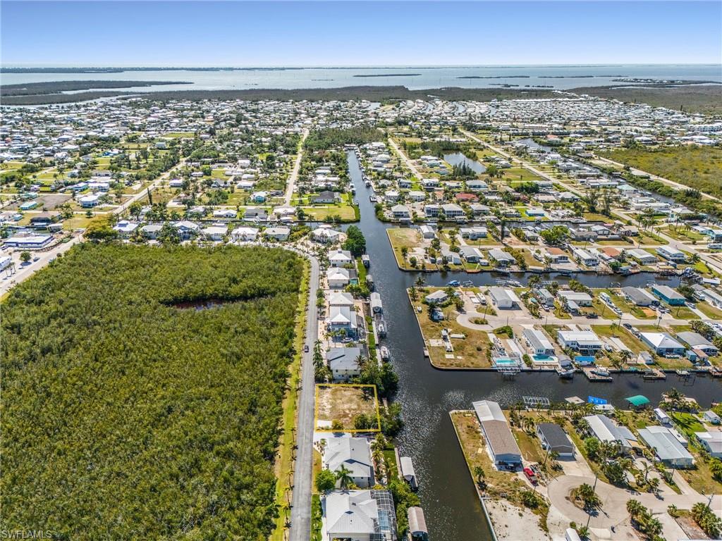 BUTTONWOOD KEY - Land