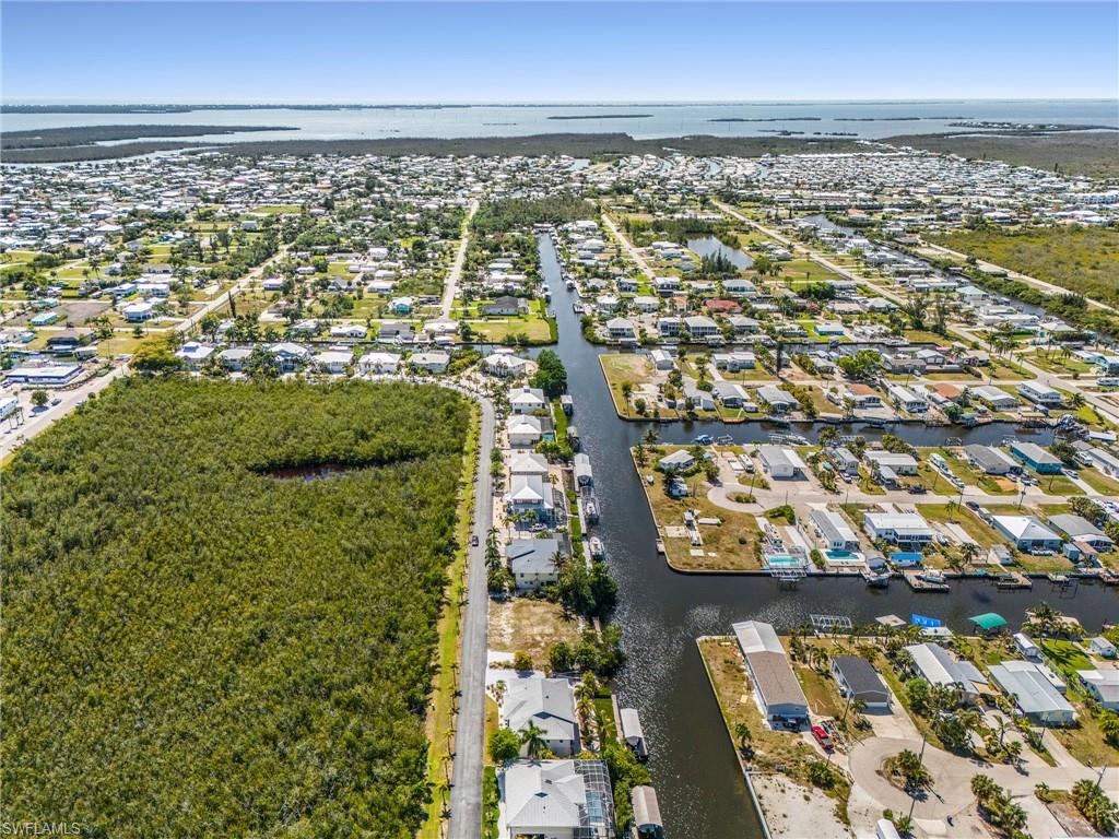 BUTTONWOOD KEY - Land