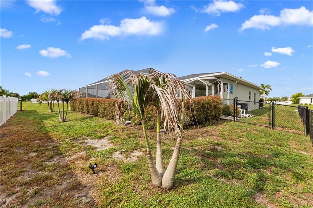 CAPE CORAL - Residential