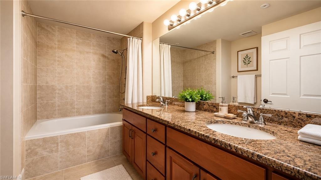 BELLA CASA - Residential Lease