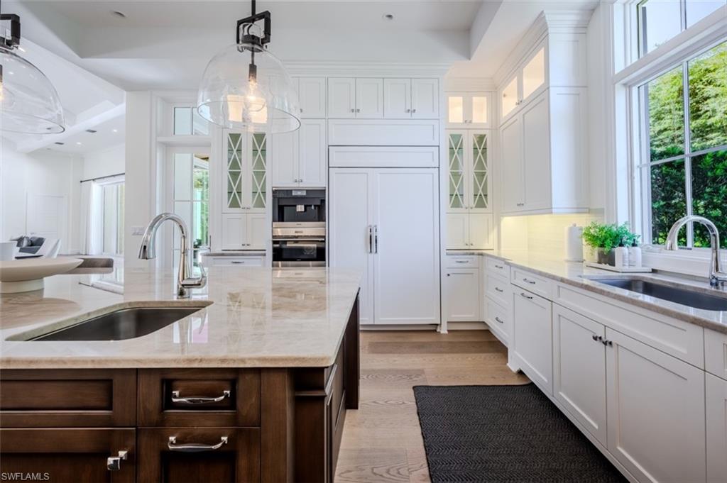 PELICAN BAY WOODS - Residential