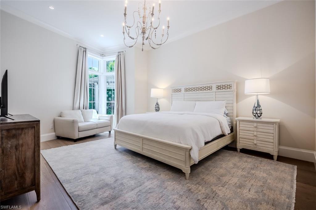 PELICAN BAY WOODS - Residential