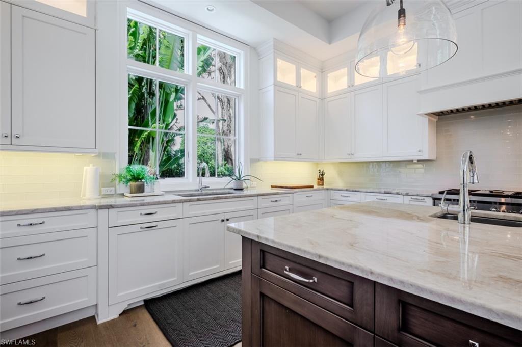 PELICAN BAY WOODS - Residential