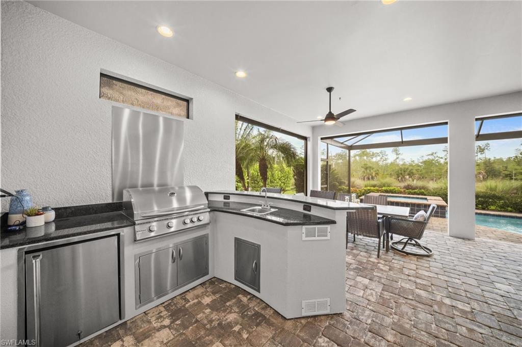 ESPLANADE - Residential