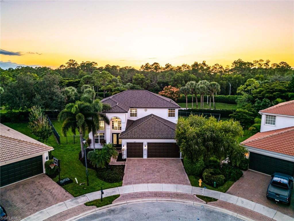 SATURNIA LAKES - Residential