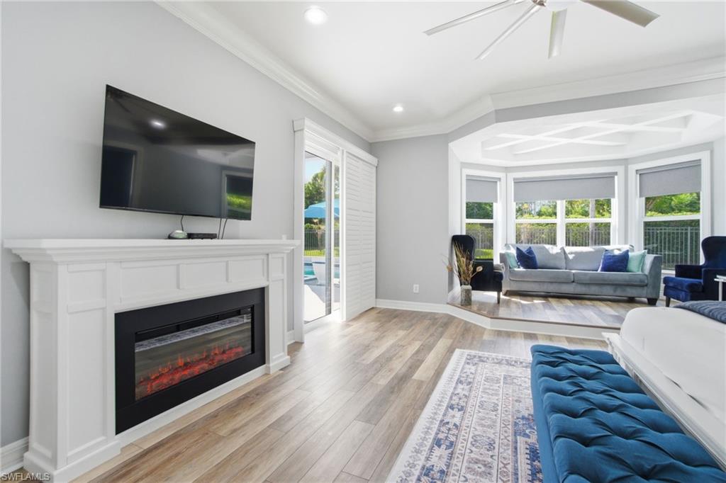 SATURNIA LAKES - Residential