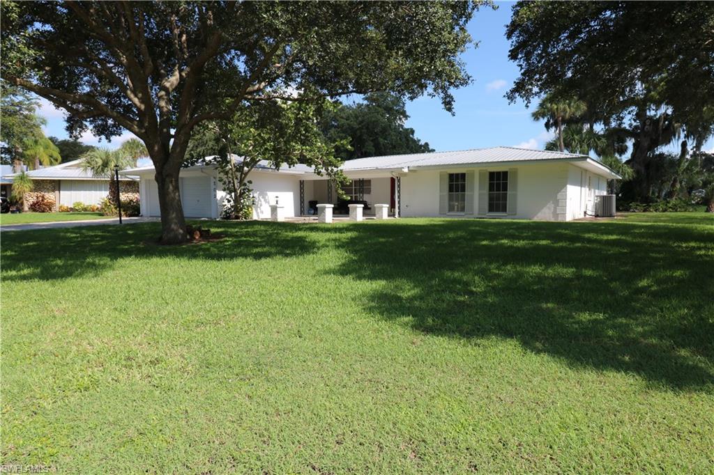 LAUREL OAKS - Residential