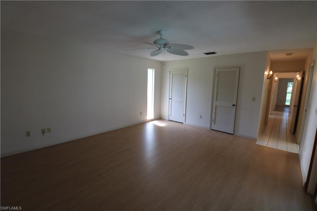 LAUREL OAKS - Residential