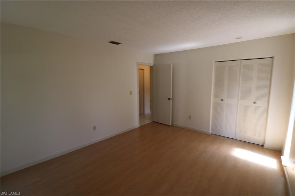 LAUREL OAKS - Residential