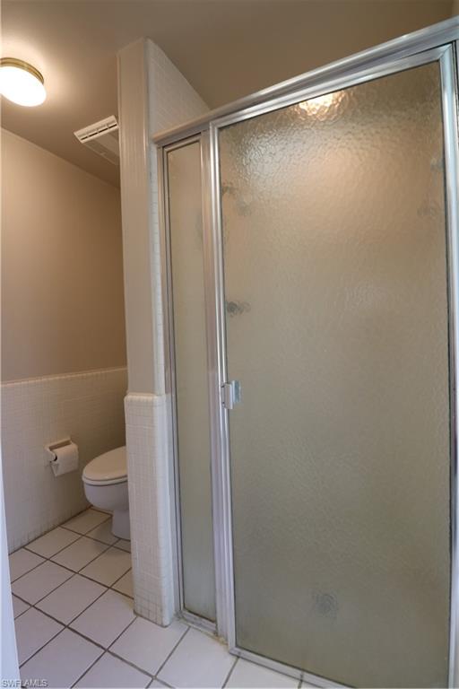 LAUREL OAKS - Residential